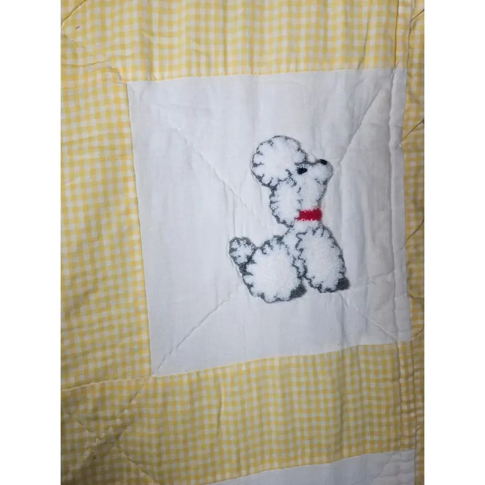 Vintage Handmade Baby Quilt 20 Embroidered Animal Blocks Circus Yellow 52x41‎